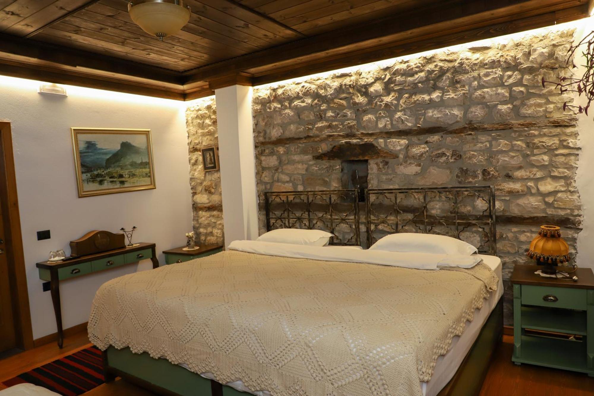 Villa Oda Tomori Берат Екстер'єр фото