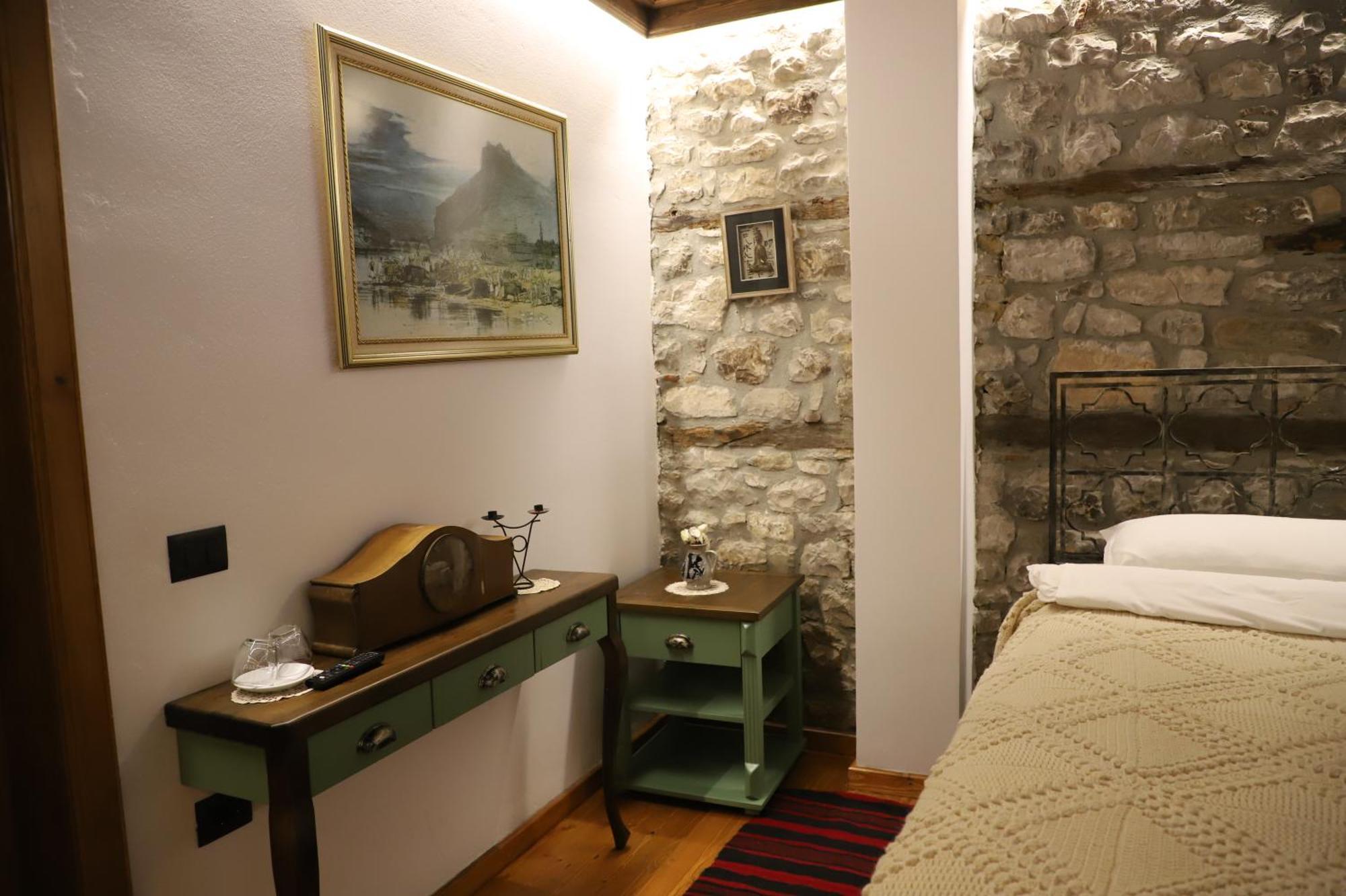 Villa Oda Tomori Берат Екстер'єр фото
