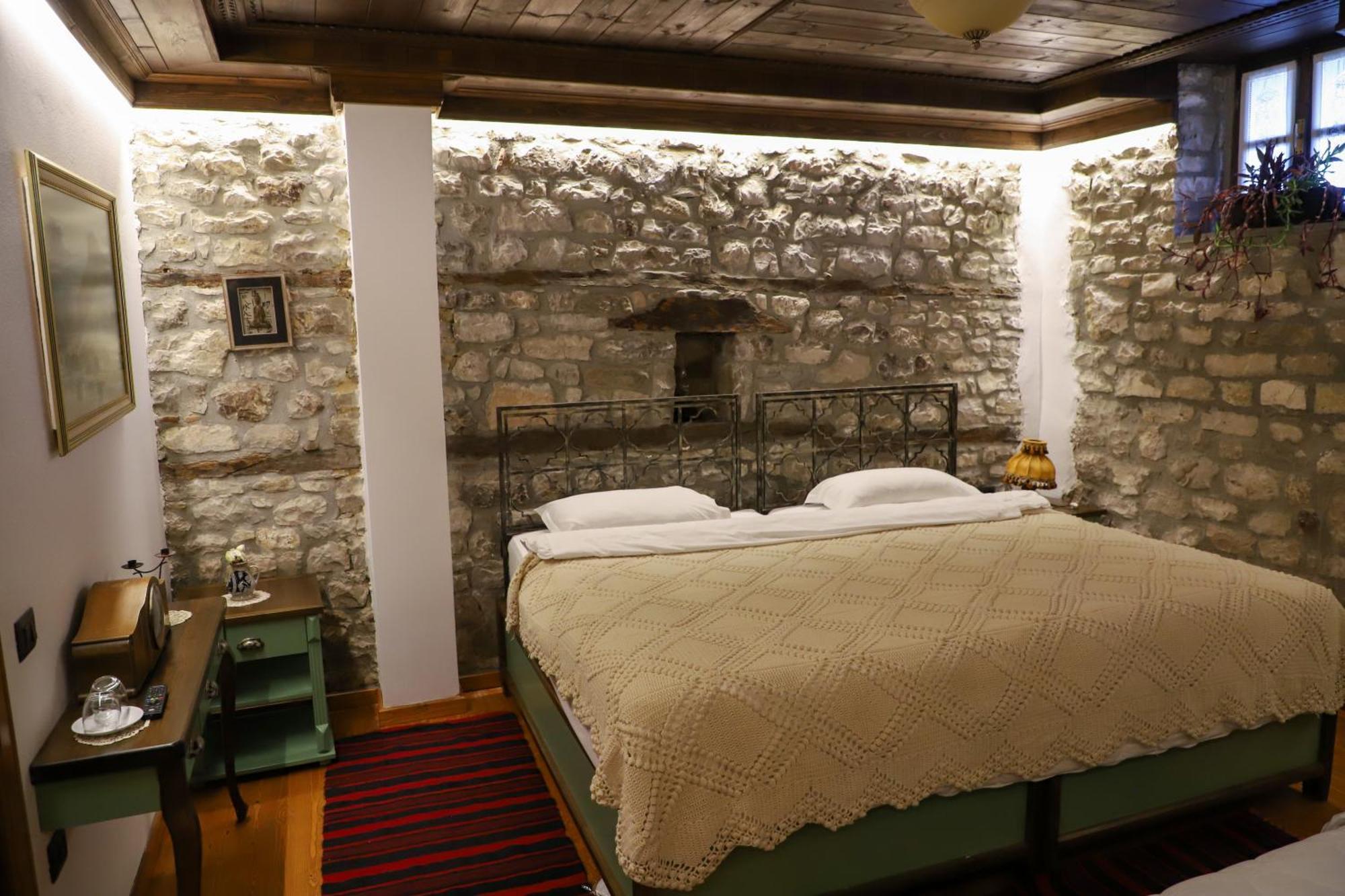 Villa Oda Tomori Берат Екстер'єр фото