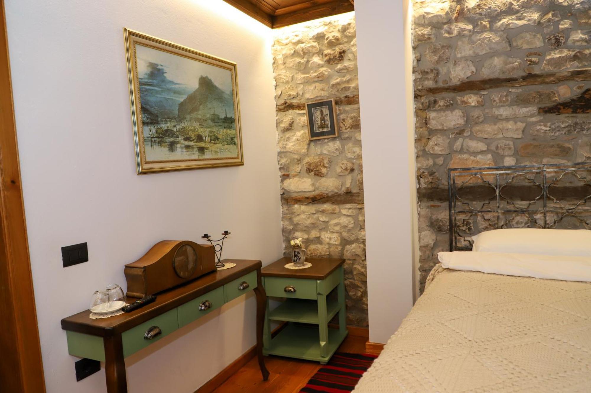 Villa Oda Tomori Берат Екстер'єр фото